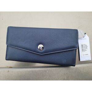Nautica Continental  Secure Wallet Money Manager